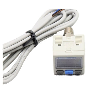 ZSE30A-01-C SMC Digitale drukschakelaar Vacuümdruk R1/8 2-kleur display PNP Open verzamelaar 2 uitgangen