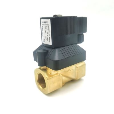 Burkert elektromagnetische klep 00125367 6014 C Direct werkende onderplaatverbinding Normaal gesloten 2.0-stroomgat DC24V 8W Messing klepkorps 0~10bar
