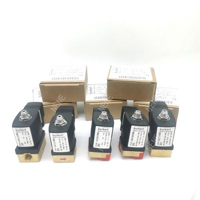 00125301 Solenoïde klep Burkert 6013 Type Direct werkend G1/4 Inch 2/2 Normaal gesloten 3.0 Flow Hole FKM Verzegeld Messing klep lichaam 24VDC 8W 0~6bar