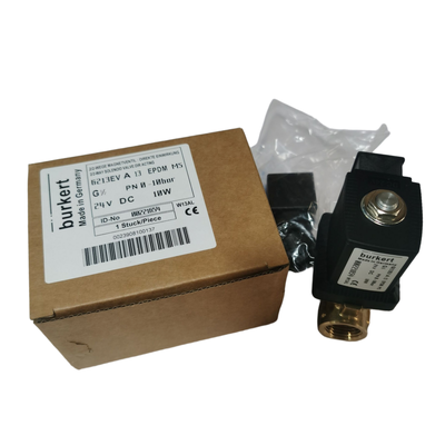 G3⁄4 Pneumatische magnetoventil met drukbereik 0,3 tot 10 bar Portgrootte 3/4 inch Voor pneumatische werkzaamheden 221686