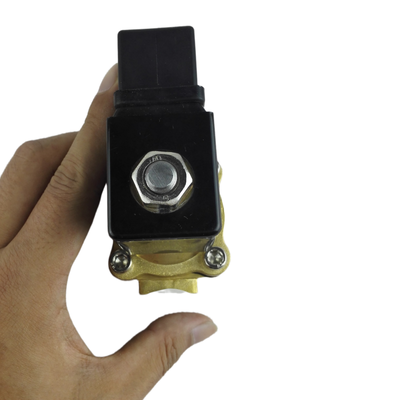 Klep van NBR-afdichtingsmateriaal met vierkante spoel, werkend op DC12V-spanning, perfect voor pneumatische apparatuur en geautomatiseerde vloeistofregelsystemen