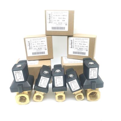 DC24V 8W Originele Burkert 00221630 6213 NC Diafragma klep, G3/4 Interne draad 20 Stroomgat NBR Pakket, Messing behuizing Voor -10 °C ~ 80 °C 0-10bar pijpleiding systeem