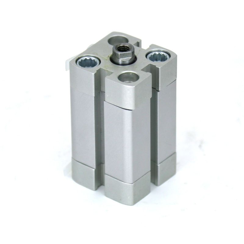 ADN-12-30-A-P-A 30 mm slag pneumatische cilinder met zuiger en zuigerstaaf