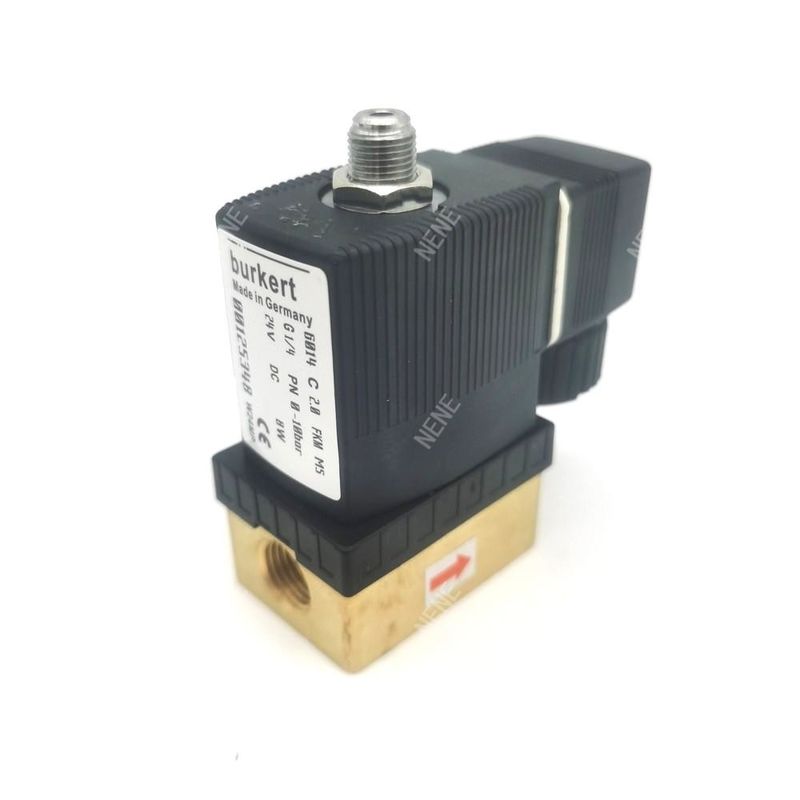FKM Seal Solenoïde Valve G1/4 Inch G1/4 Inch 00125304 6013 Type Direct Action 2/2 Normaal gesloten 3.0 Flow Hole FKM Seal 220VAC 8W 0~10bar Messing Valve Body