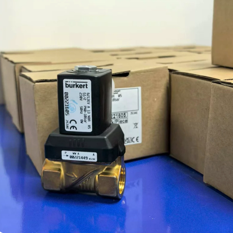 Burkert 6213 magneetventiel 00221602 G1/2 2/2 NC DC24V 8W messing behuizing NBR afdichting 0-10bar