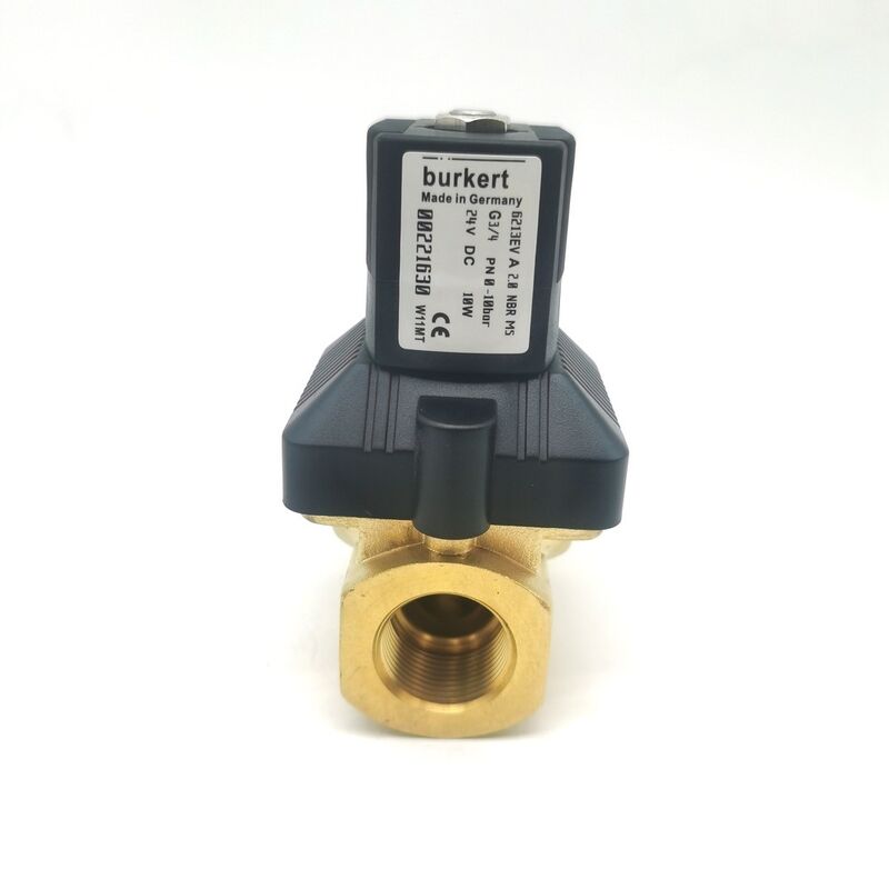 Originele Burkert-type 6213 magnetoventil 00221621 AC220V 8W, G3/4 2/2 Way Normaal gesloten Messingventiel, 13 Flow Oriffice NBR Seal, -10~80°C 0-10 Bar Medium Control